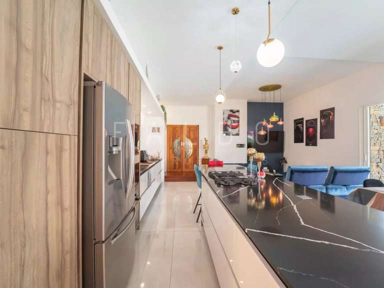 Maison La Ciotat - 1 chambre - 210m²
