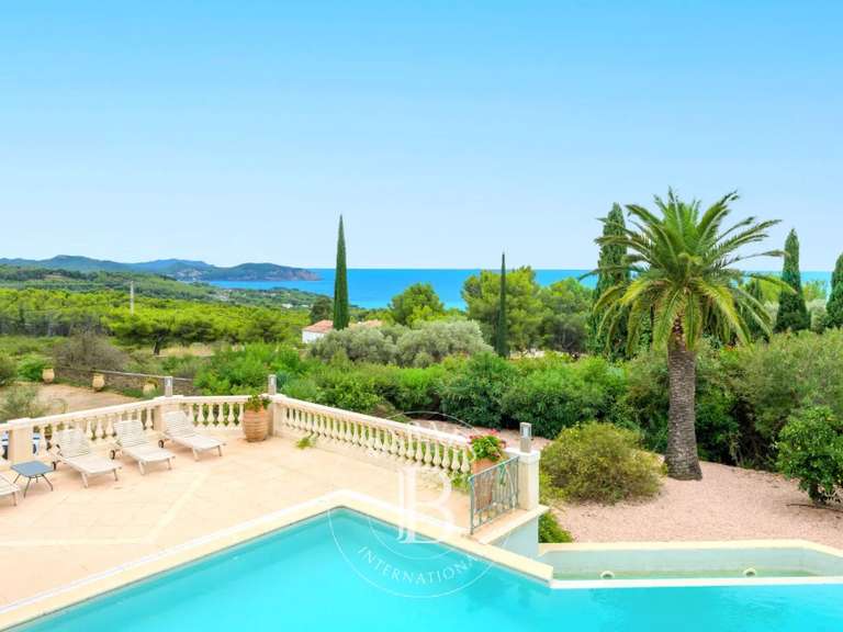 Property with Sea view La Ciotat - 5 bedrooms - 300m²