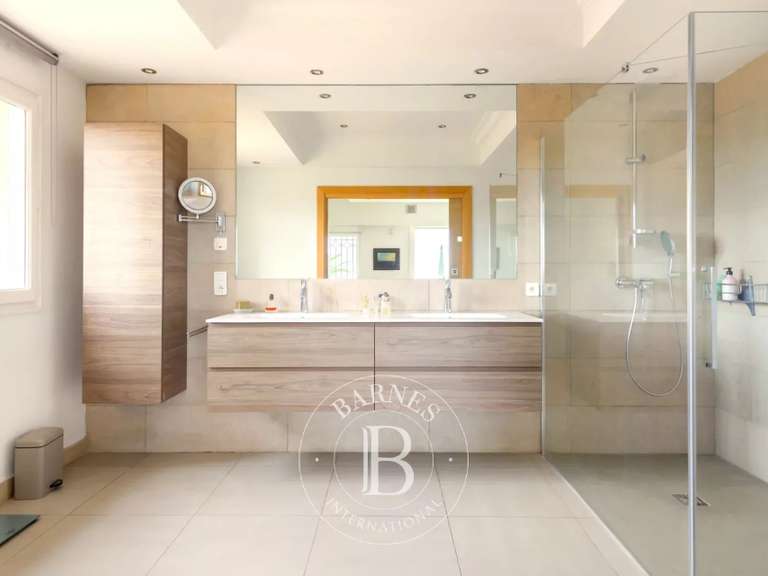 Property with Sea view La Ciotat - 5 bedrooms - 300m²