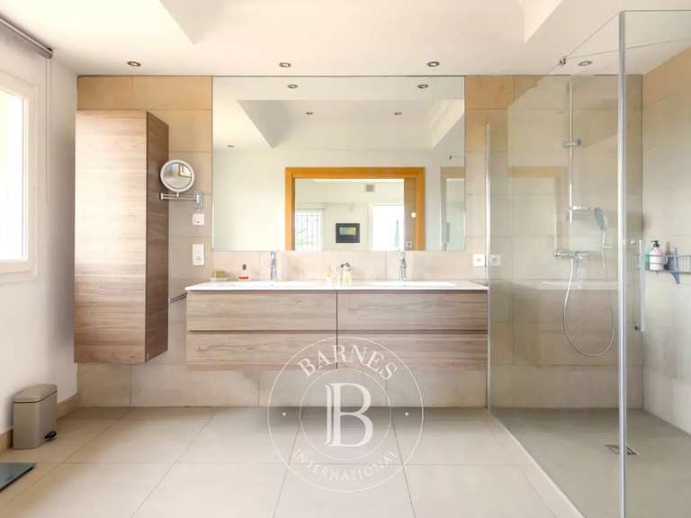 Property La Ciotat - 5 bedrooms - 300m²