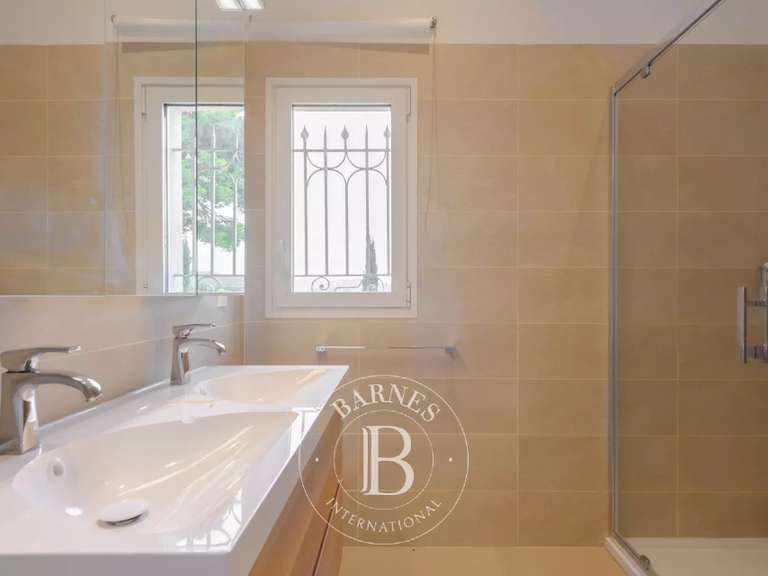 Property with Sea view La Ciotat - 5 bedrooms - 300m²