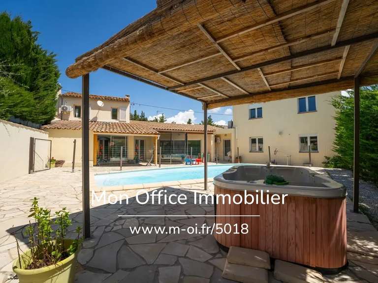 Villa La Ciotat - 6 chambres - 205m²