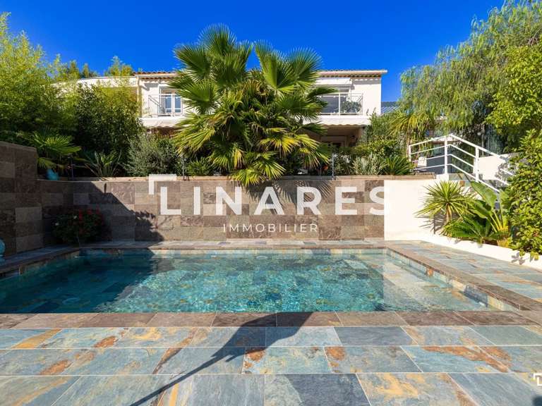 Villa La Ciotat - 2 bedrooms - 141m²