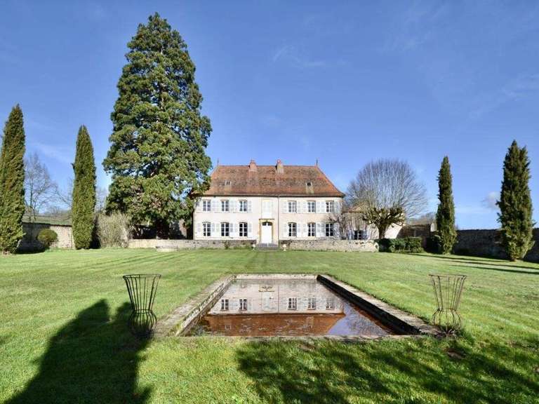 Maison La Clayette - 7 chambres