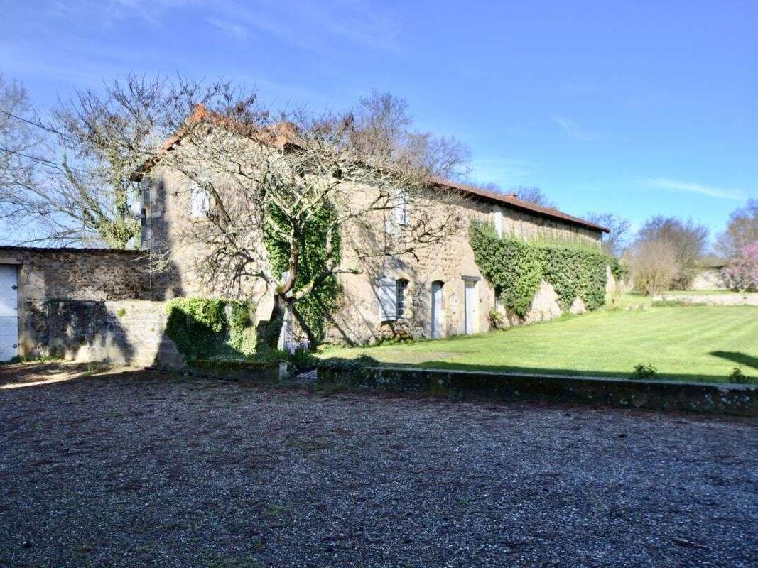 Maison La Clayette