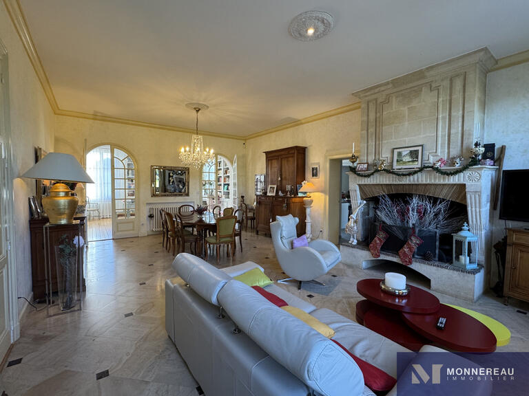 Maison La Clotte - 6 chambres - 483m²