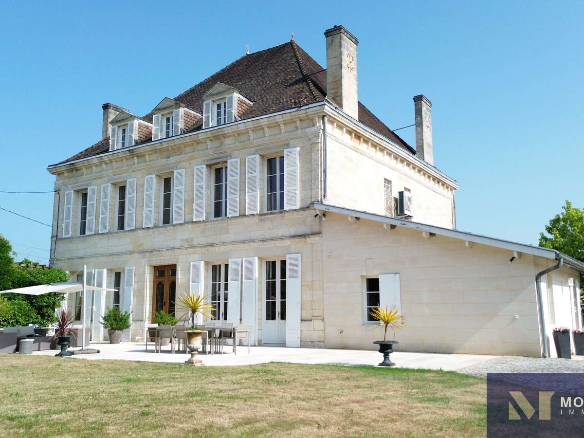 Maison La Clotte