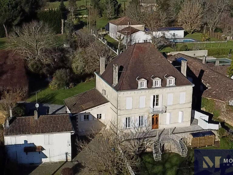 Maison La Clotte - 6 chambres - 483m²