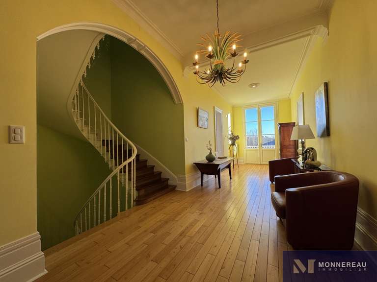 Maison La Clotte - 6 chambres - 483m²