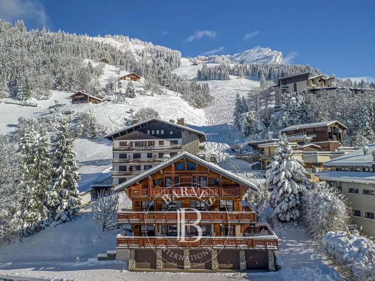 Chalet La Clusaz - 7 bedrooms - 317m²