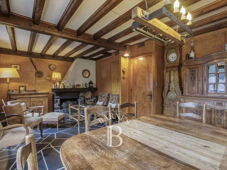 Chalet La Clusaz - 6 bedrooms - 169m²