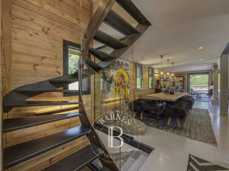 Chalet La Clusaz - 8 bedrooms - 427m²