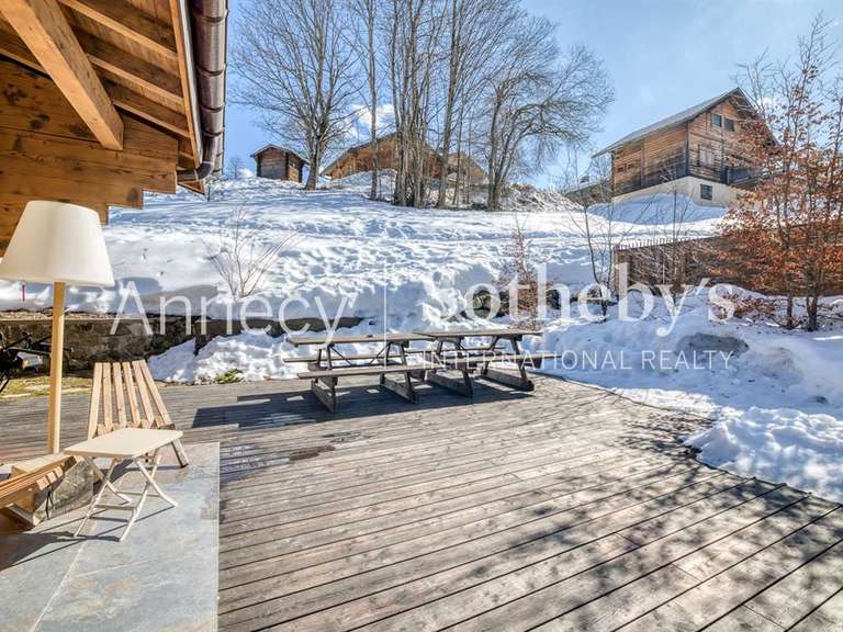 Chalet La Clusaz - 5 bedrooms - 223m²