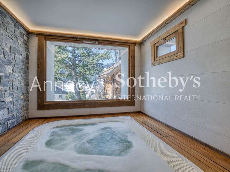 Chalet La Clusaz - 5 bedrooms - 223m²
