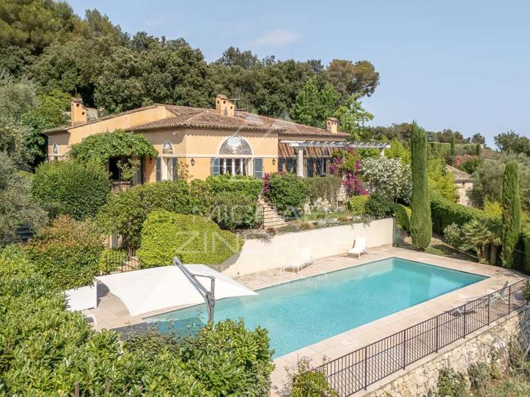 Maison La Colle-sur-Loup - 5 chambres - 397m²