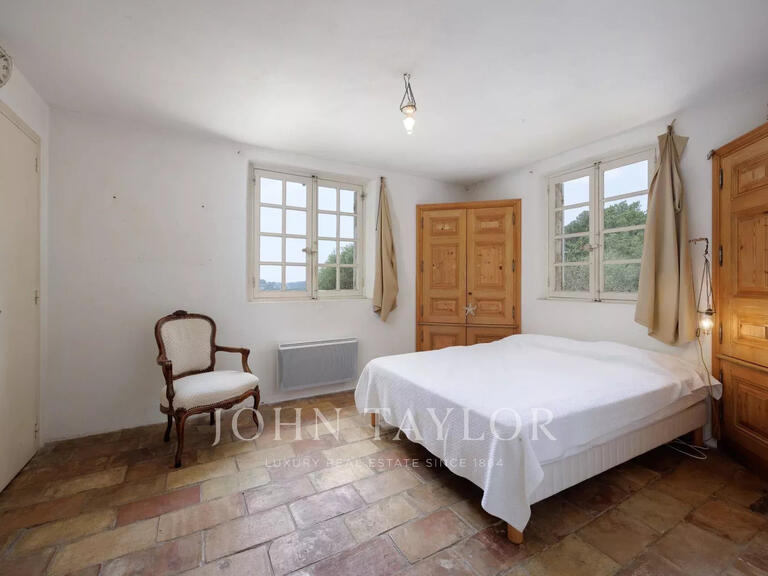 Maison La Colle-sur-Loup - 5 chambres - 196m²