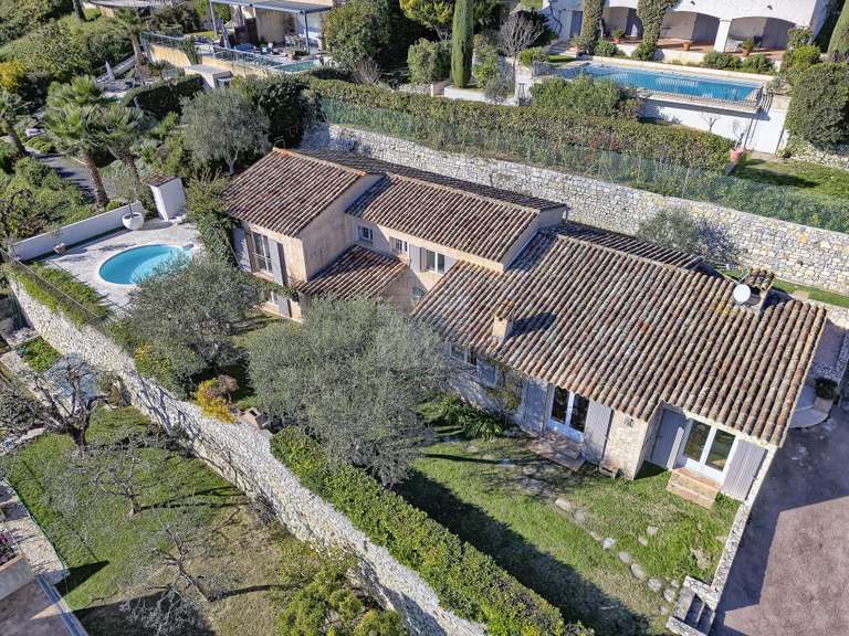 Maison La Colle-sur-Loup - 4 chambres - 185m²