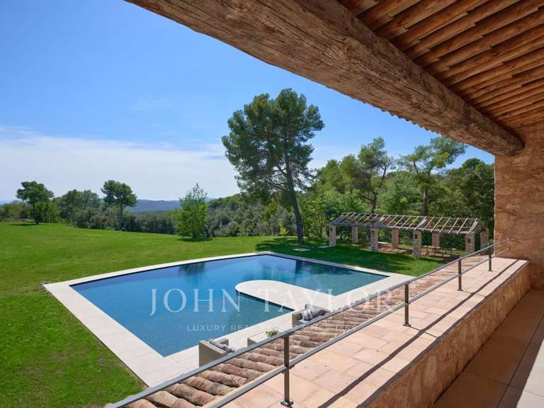 Maison La Colle-sur-Loup - 6 chambres - 1170m²