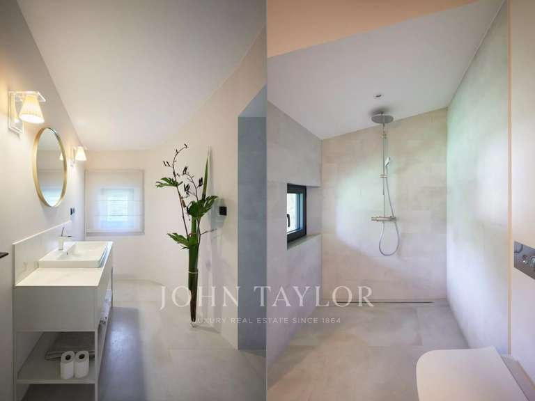 Maison La Colle-sur-Loup - 6 chambres - 1170m²