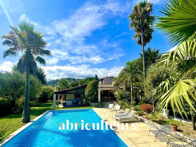 Maison La Colle-sur-Loup - 5 chambres - 276m²