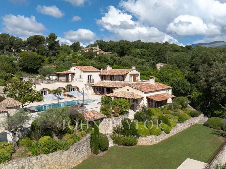 Maison La Colle-sur-Loup - 5 chambres - 437m²