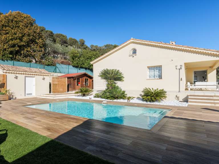 Maison La Colle-sur-Loup - 3 chambres - 192m²