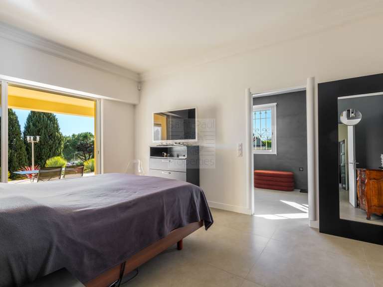 Maison La Colle-sur-Loup - 3 chambres - 192m²