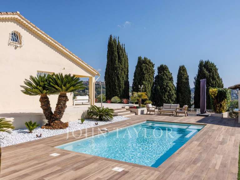 Maison La Colle-sur-Loup - 3 chambres - 188m²