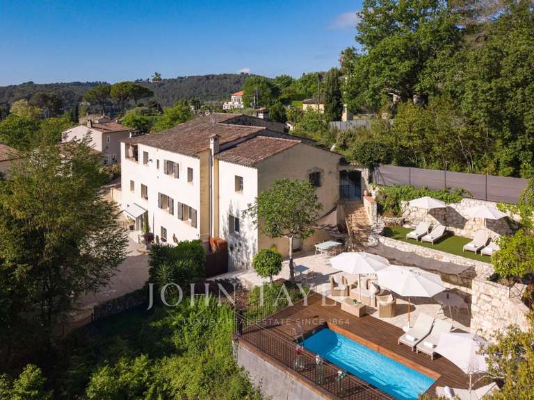 Maison La Colle-sur-Loup - 8 chambres - 405m²