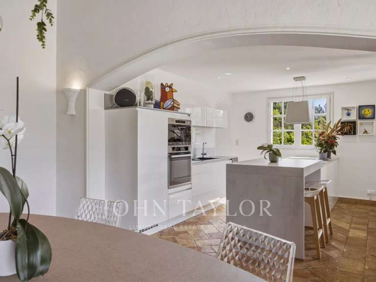 Maison La Colle-sur-Loup - 8 chambres - 405m²