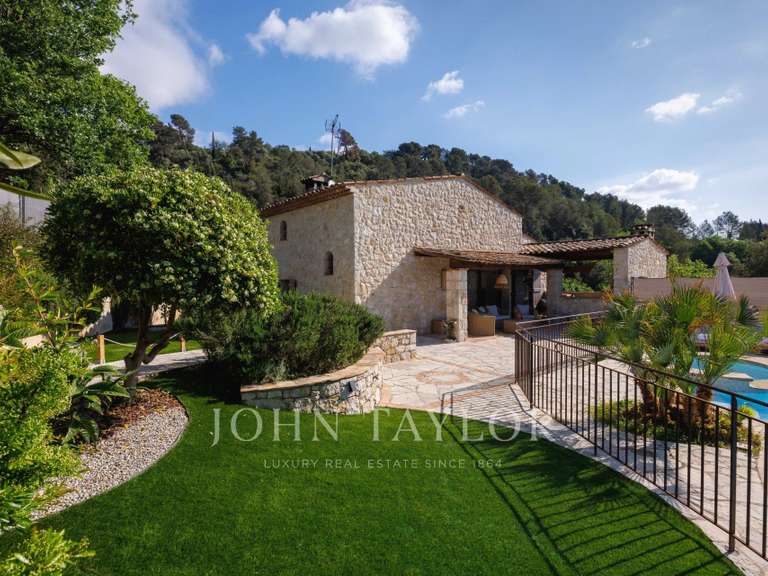 Maison La Colle-sur-Loup - 8 chambres - 405m²