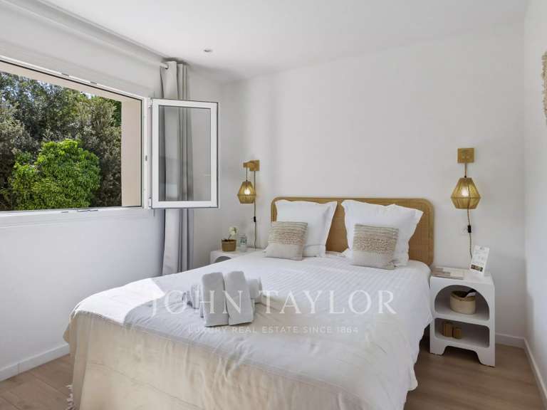 Maison La Colle-sur-Loup - 8 chambres - 405m²