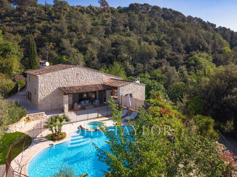 Maison La Colle-sur-Loup - 8 chambres - 405m²