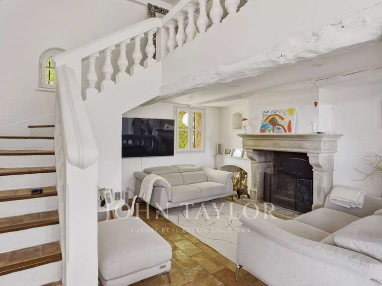 Maison La Colle-sur-Loup - 8 chambres - 405m²
