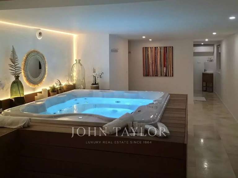 House La Colle-sur-Loup - 8 bedrooms - 405m²