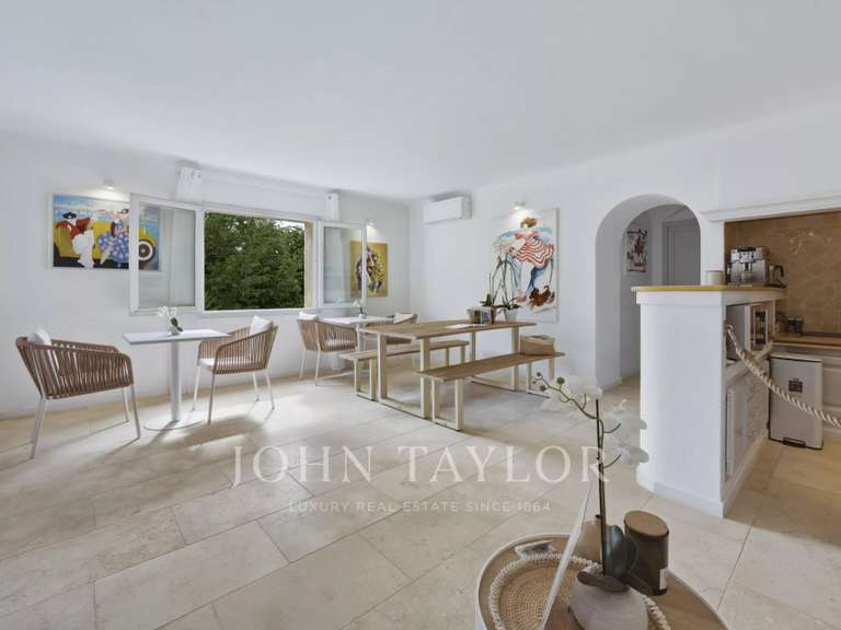 Maison La Colle-sur-Loup - 8 chambres - 405m²
