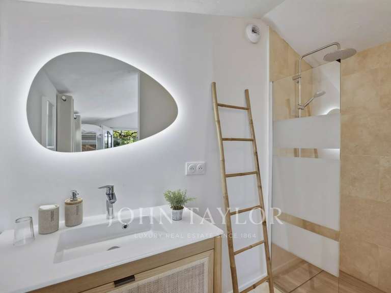 Maison La Colle-sur-Loup - 8 chambres - 405m²