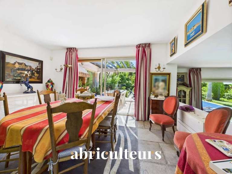 Maison La Colle-sur-Loup - 5 chambres - 275m²