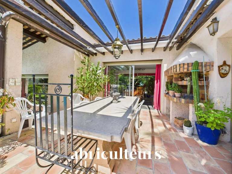 Maison La Colle-sur-Loup - 5 chambres - 275m²