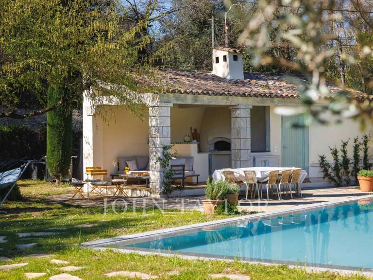 Maison La Colle-sur-Loup - 5 chambres - 239m²