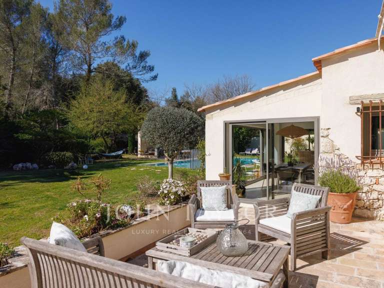 Maison La Colle-sur-Loup - 5 chambres - 239m²