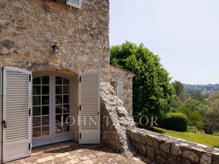 Maison La Colle-sur-Loup - 5 chambres - 196m²