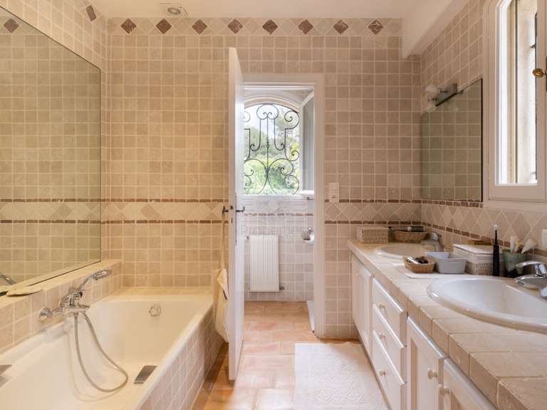 Maison avec Vue sur mer La Colle-sur-Loup - 5 chambres - 225m²