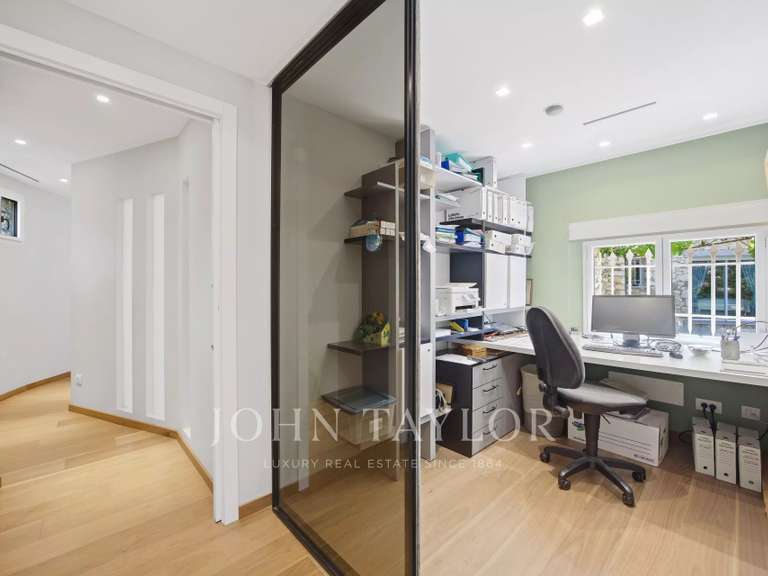Maison La Colle-sur-Loup - 4 chambres - 238m²