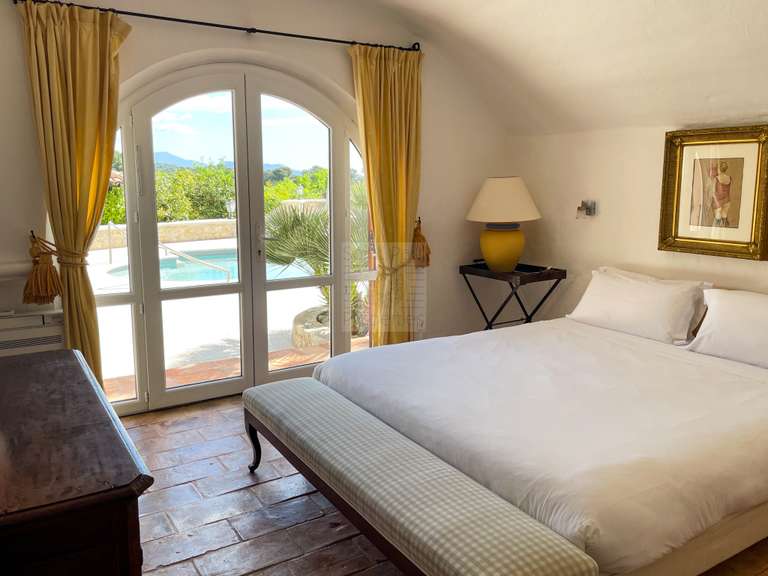 Maison La Colle-sur-Loup - 5 chambres - 437m²