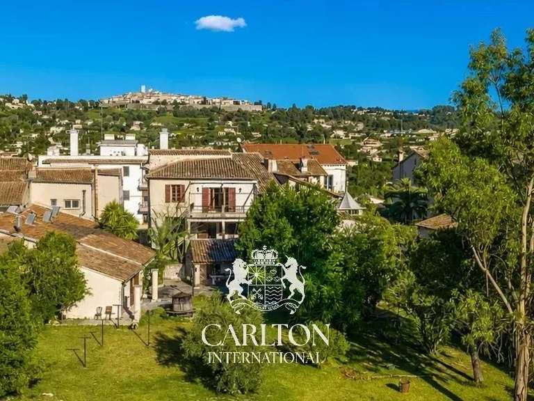 Maison La Colle-sur-Loup - 8 chambres - 496m²