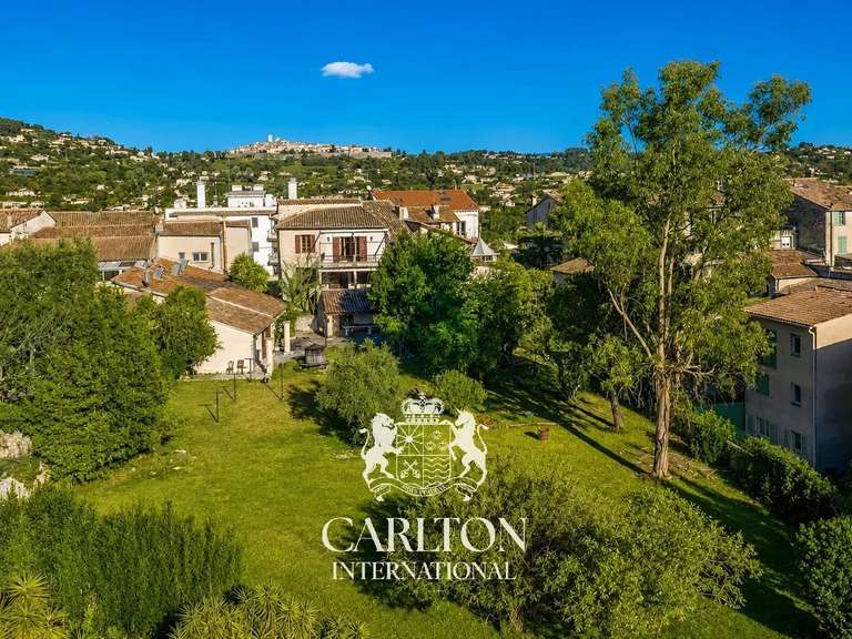 Maison La Colle-sur-Loup - 8 chambres - 496m²