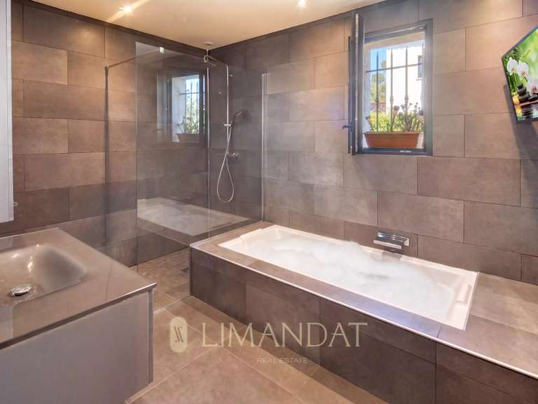 Maison La Colle-sur-Loup - 4 chambres - 162m²