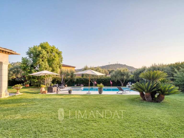 Maison La Colle-sur-Loup - 4 chambres - 162m²