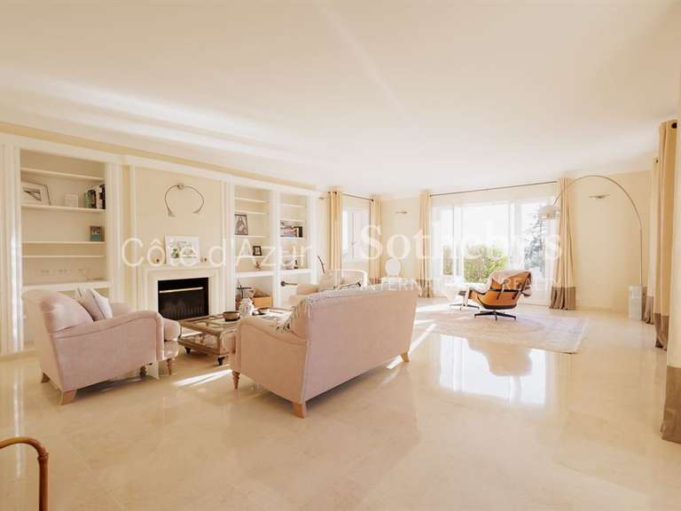 Maison La Colle-sur-Loup - 5 chambres - 398m²